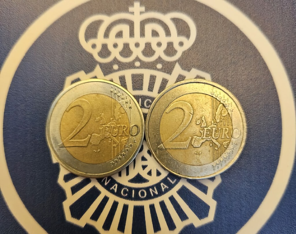La Policía encontró monedas falsas de dos euros en casinos. Ha acabado desmantelando el taller ilegal más grande de la historia 