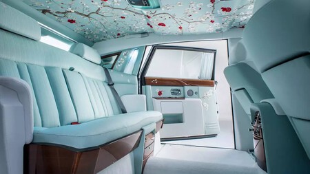 Interior artesanal de un Rolls-Royce